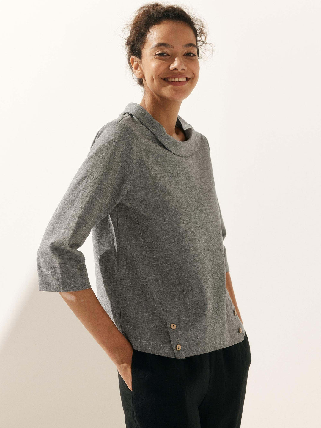 Perquaza™ | Linen Soft-Fold Collar Top - Perquaza.com