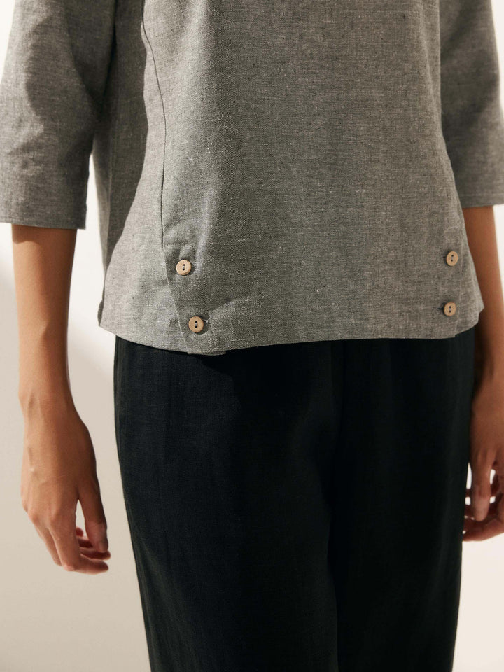 Perquaza™ | Linen Soft-Fold Collar Top - Perquaza.com